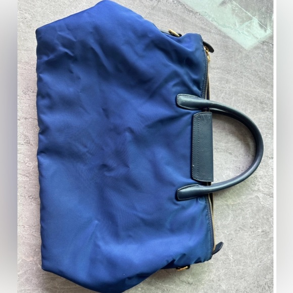 PRADA BAG - Picture 3 of 14